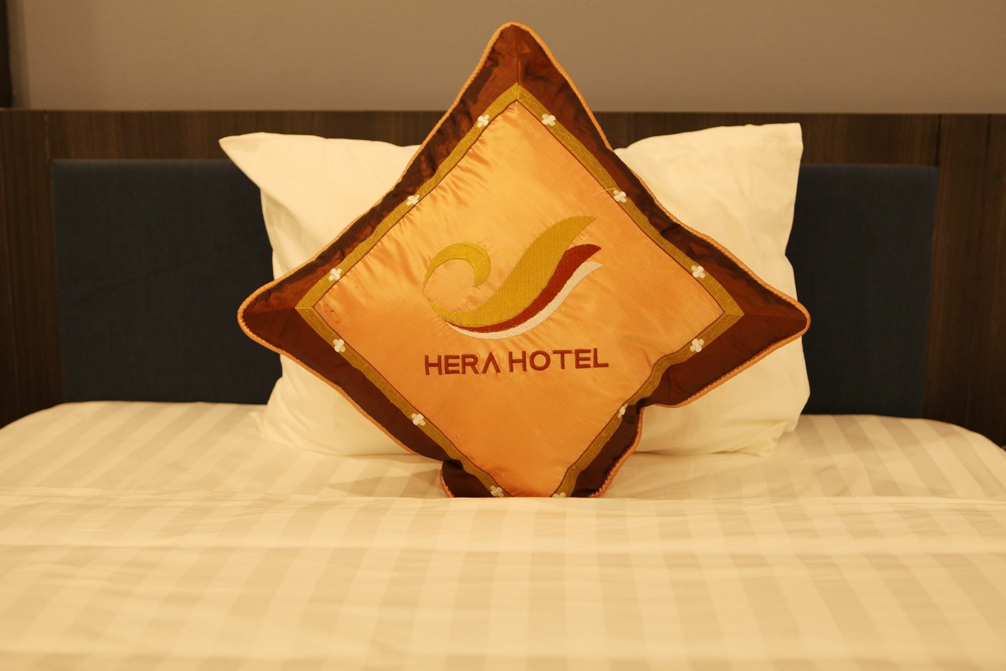 Hera Ha Long Hotel Ngoại thất bức ảnh